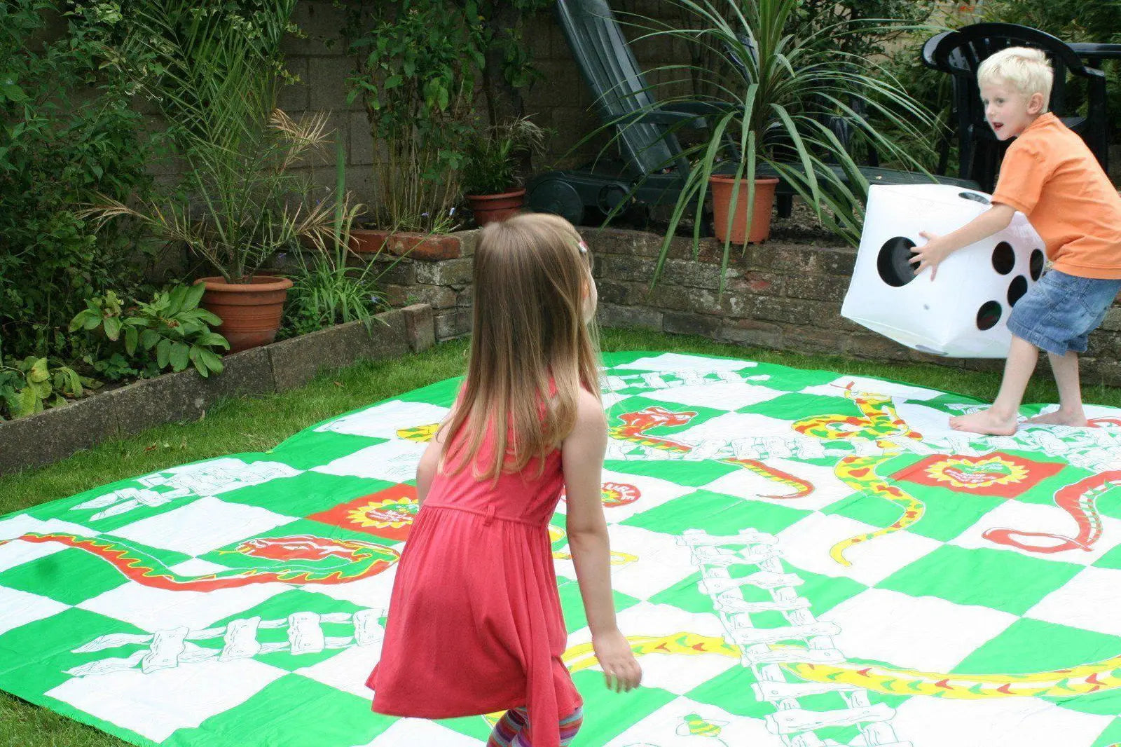 Giant Snakes & Ladders  DTI Direct USA